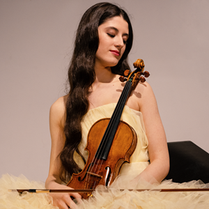 マリア・ドゥエニャス